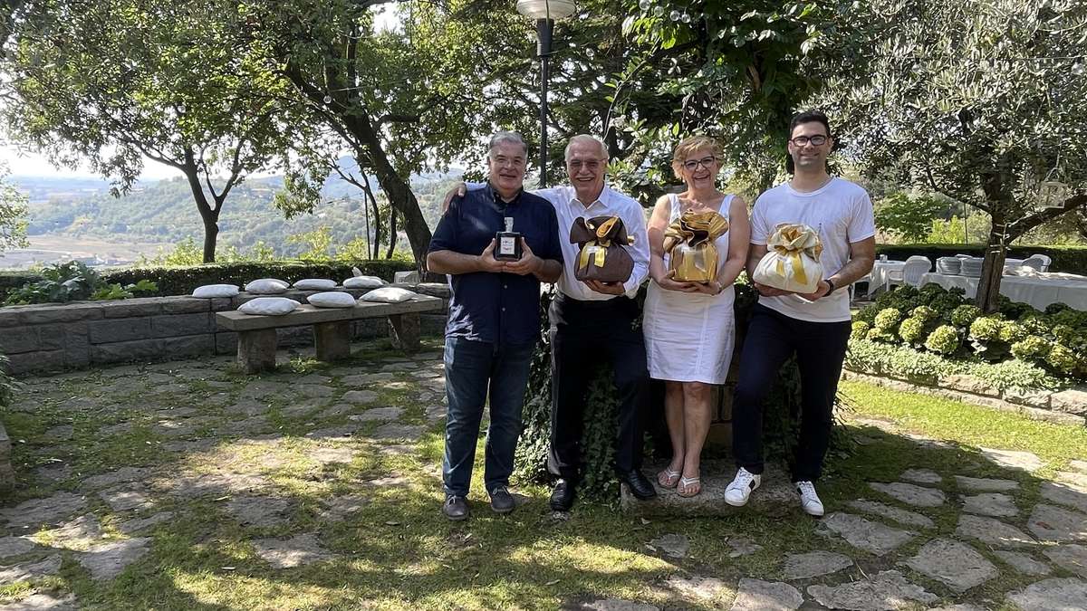 La famille de La Montanella avec ses panettoni, dans les Collines Euganéennes